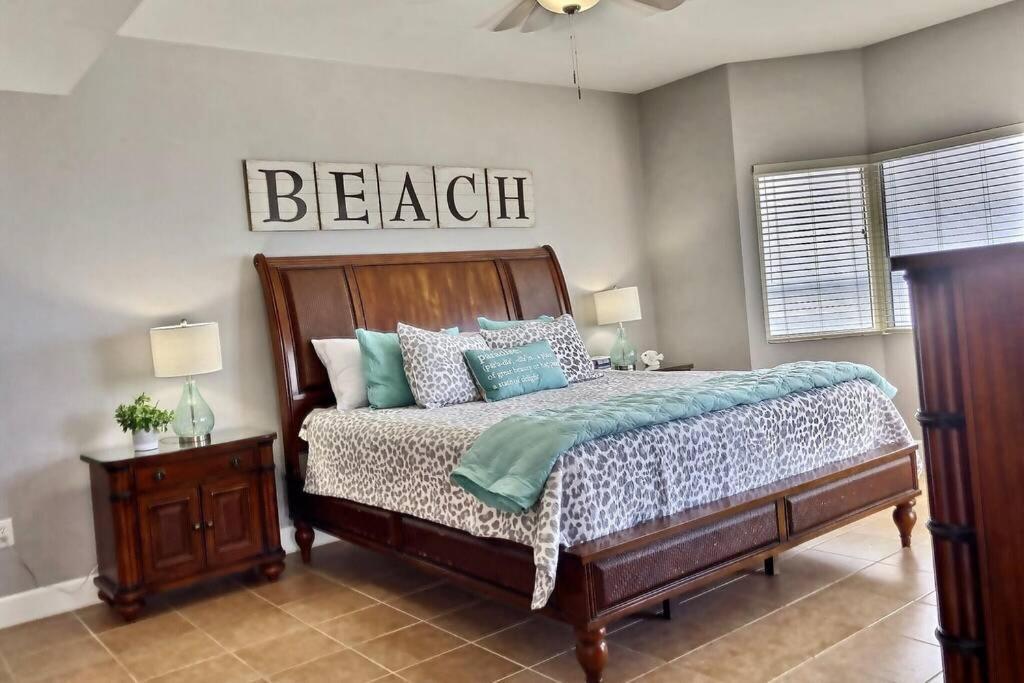 Happy Ours 2200 Sq Ft Corner Beachfront Sleeps 12 Panama City Beach Zewnętrze zdjęcie