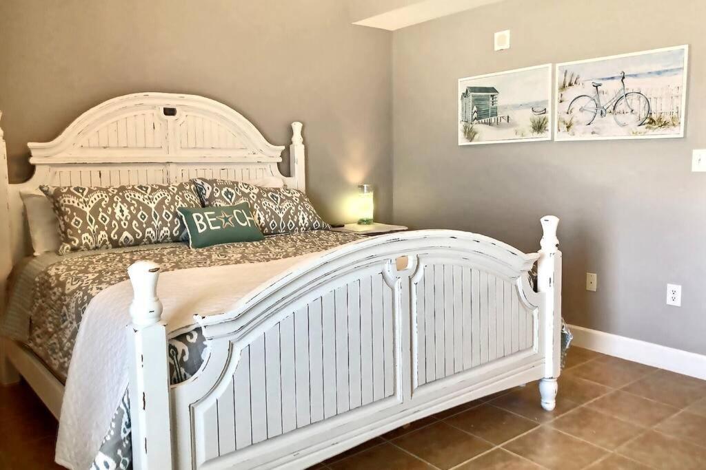 Happy Ours 2200 Sq Ft Corner Beachfront Sleeps 12 Panama City Beach Zewnętrze zdjęcie